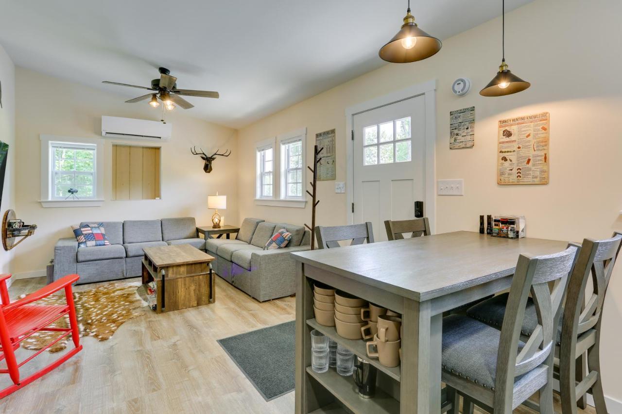 Secluded Poconos Cabin With Fire Pit On 75 Acres! East Stroudsburg Exteriér fotografie